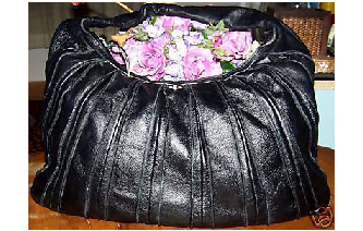 AUTHENTIC BLACK LEATHER BOTTEGA VENETA. Image