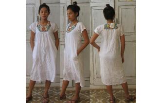 VINTAGE CREM GAUZE EMBROIDERED MEXICAN BOHO DRESS Image
