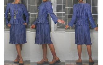 VINTAGE SILKY POLY PLEAT SECRETARY PRUSSIAN DRESS Image